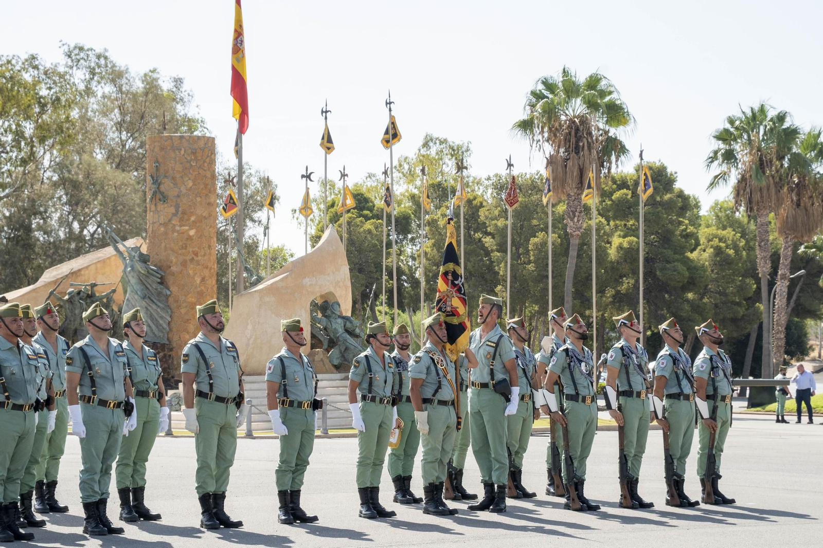 El CV (105) aniversario fundacional de la Legión