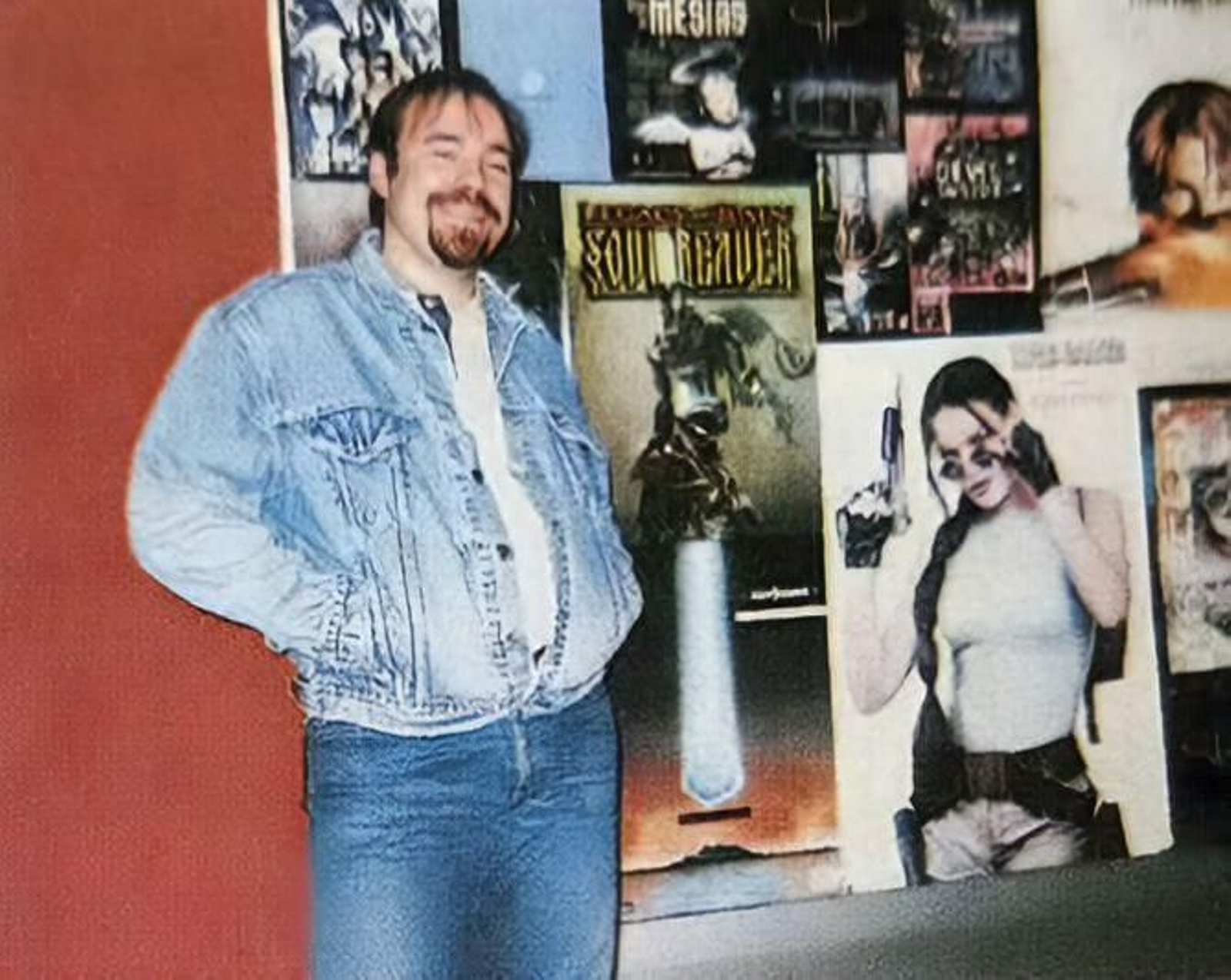 Pedro De Vicente Tarabini, un pionero de los cibercafés en Jaén. Fotografía de los años 90.