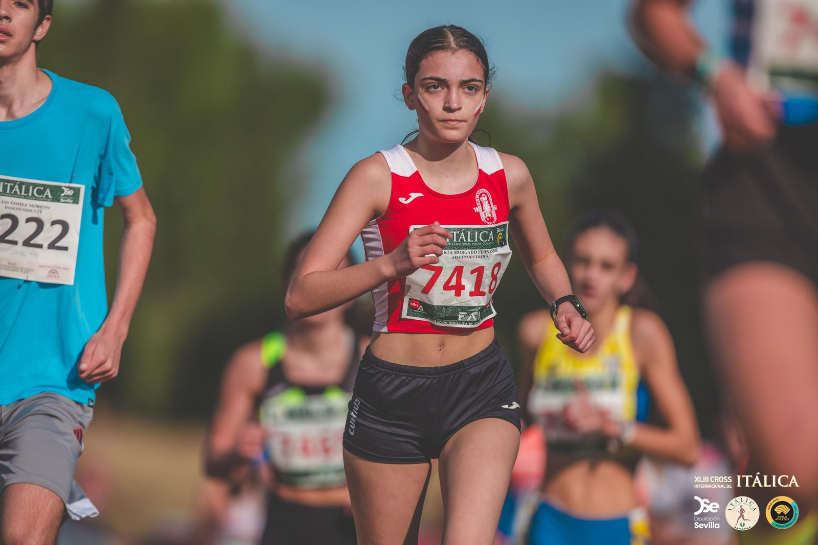 Búscate en las fotos del Cross de Itálica 2025 | 6