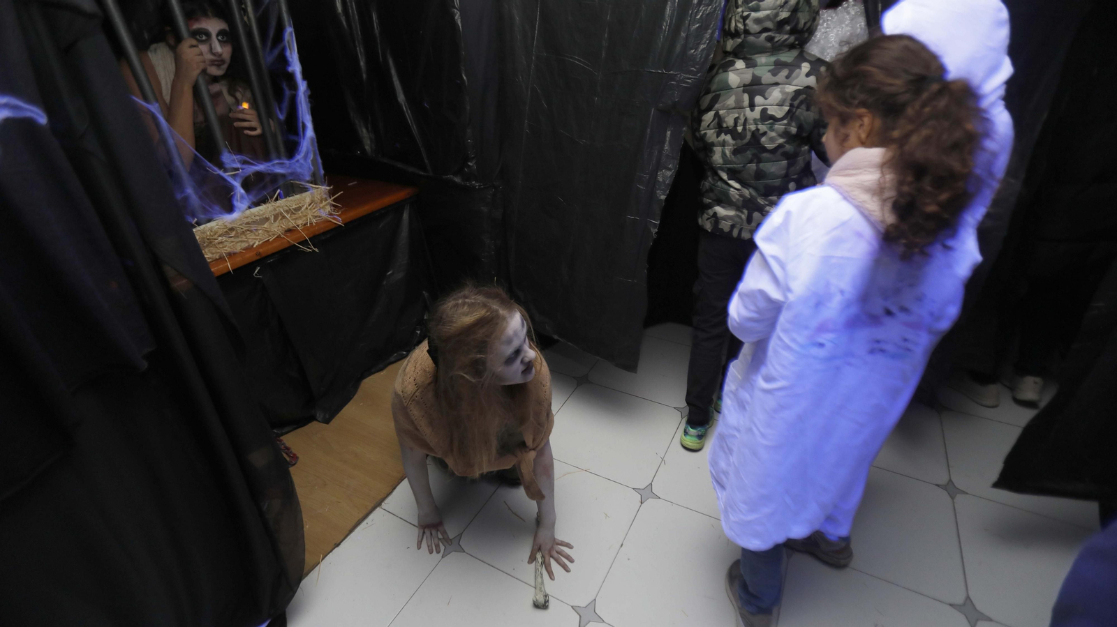 La noche de Halloween en la casa del terror