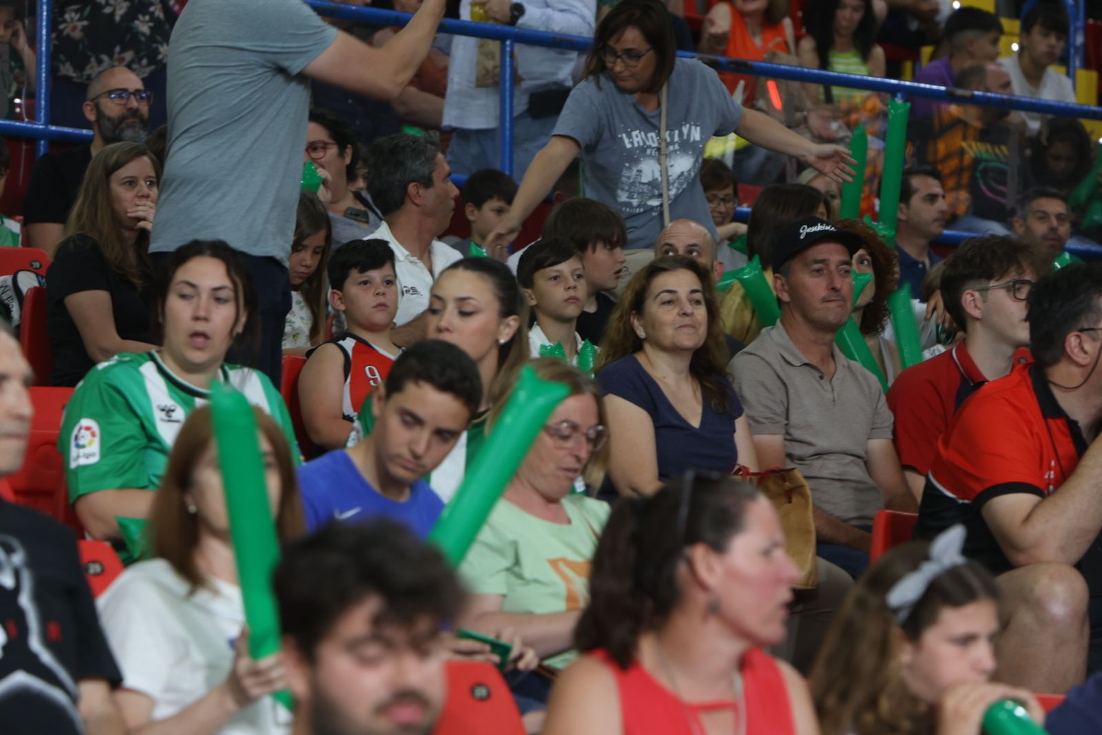 Búscate en el o Betis Granada de baloncesto