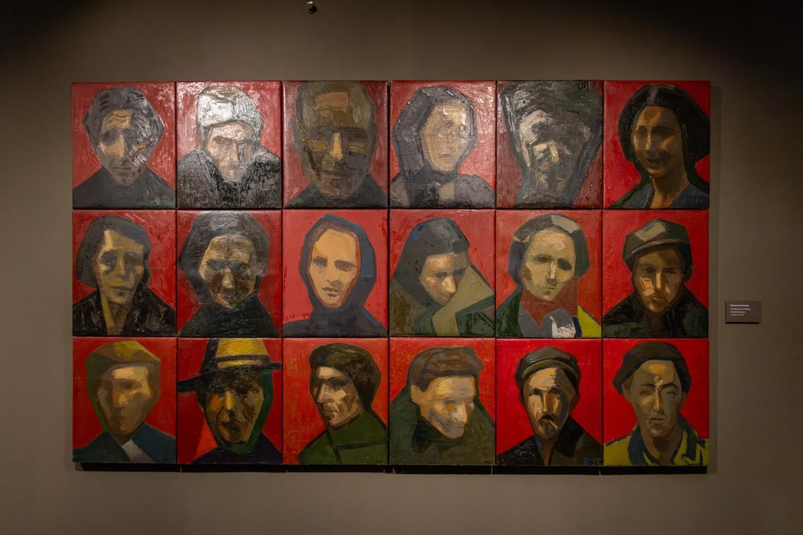 Memoria y denuncia: la exposición que recorre la obra de Guerrero Medina en Jaén, en imágenes