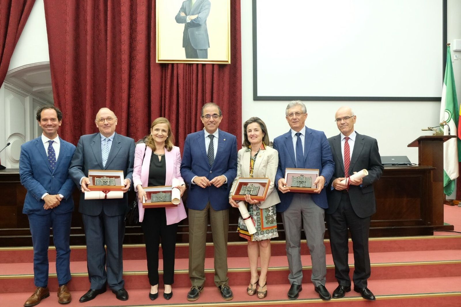 Foto de familia de los premios de Transferencia del Conocimiento.