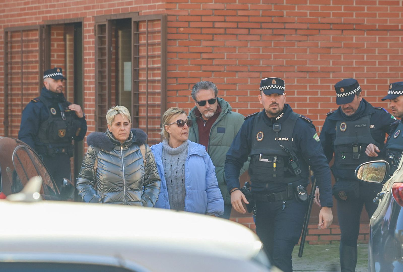Fotografías de la atención a las familias de las víctimas en el Centro Cívico Poniente Sur de Córdoba