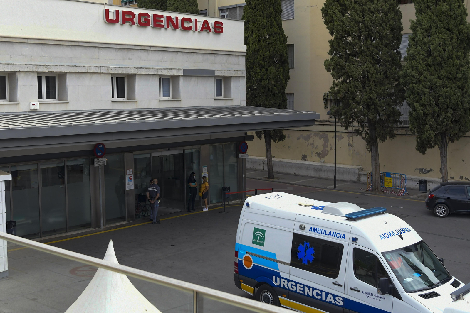 Imagen del acceso de urgencias del Hospital Virgen de las Nieves de Granada Imagen del acceso de urgencias del Hospital Virgen de las Nieves de Granada