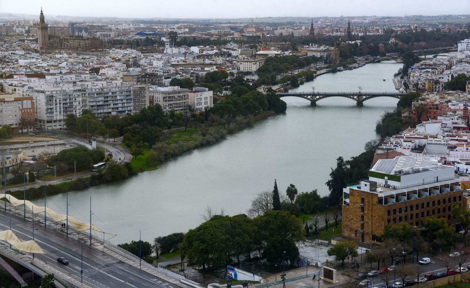 Vista general de Sevilla tras el paso de la borrasca 'Kristin'