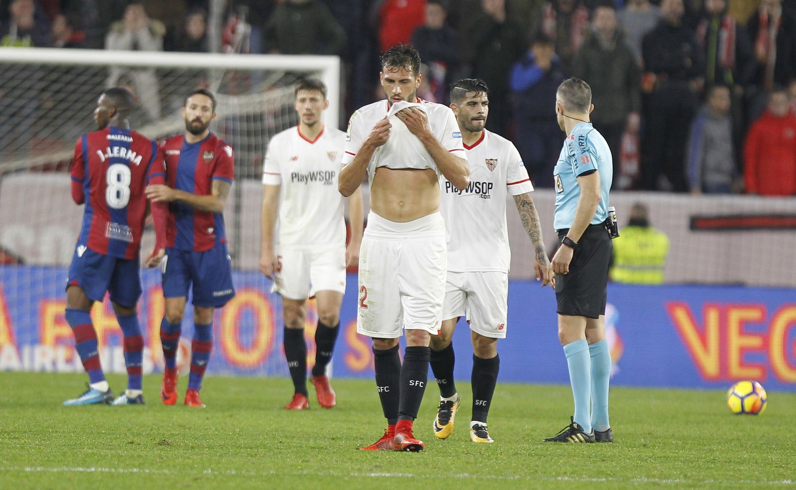 Las imágenes del Sevilla-Levante
