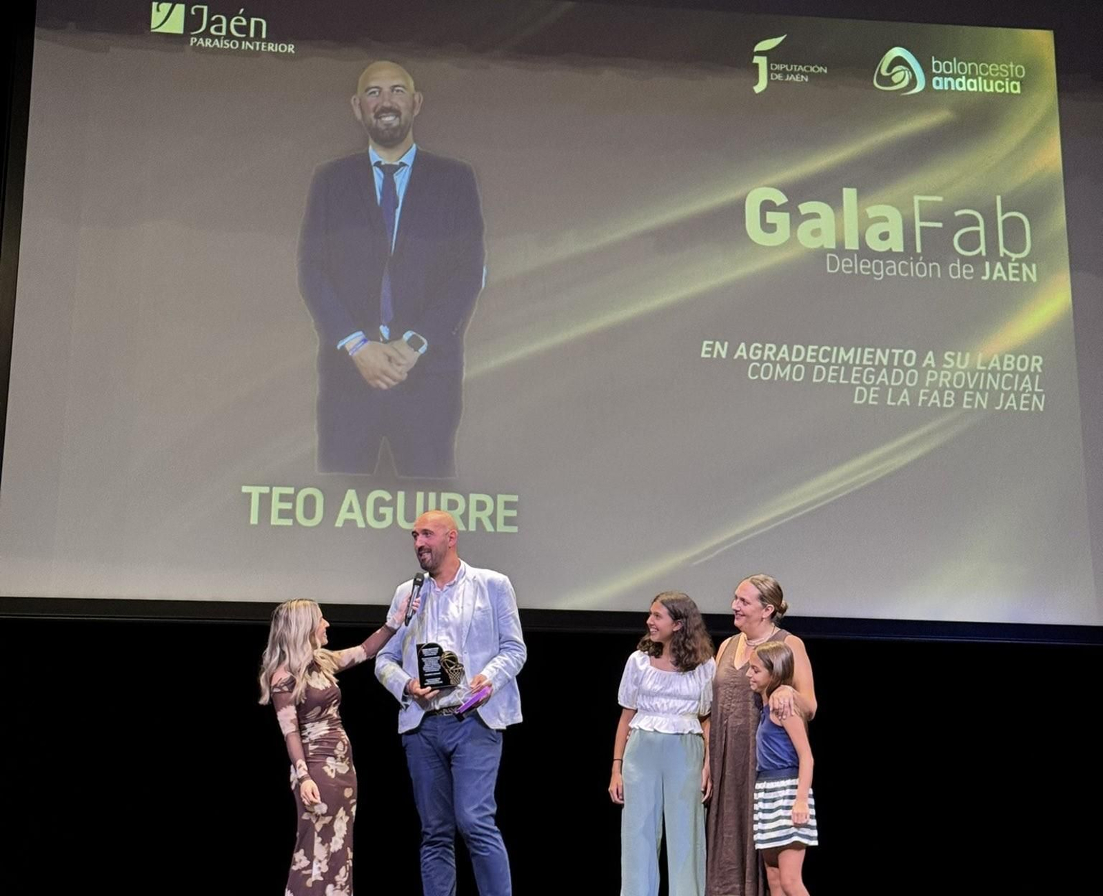 En imágenes: reconocimiento al baloncesto provincial en la Gala FAB Jaén 2025