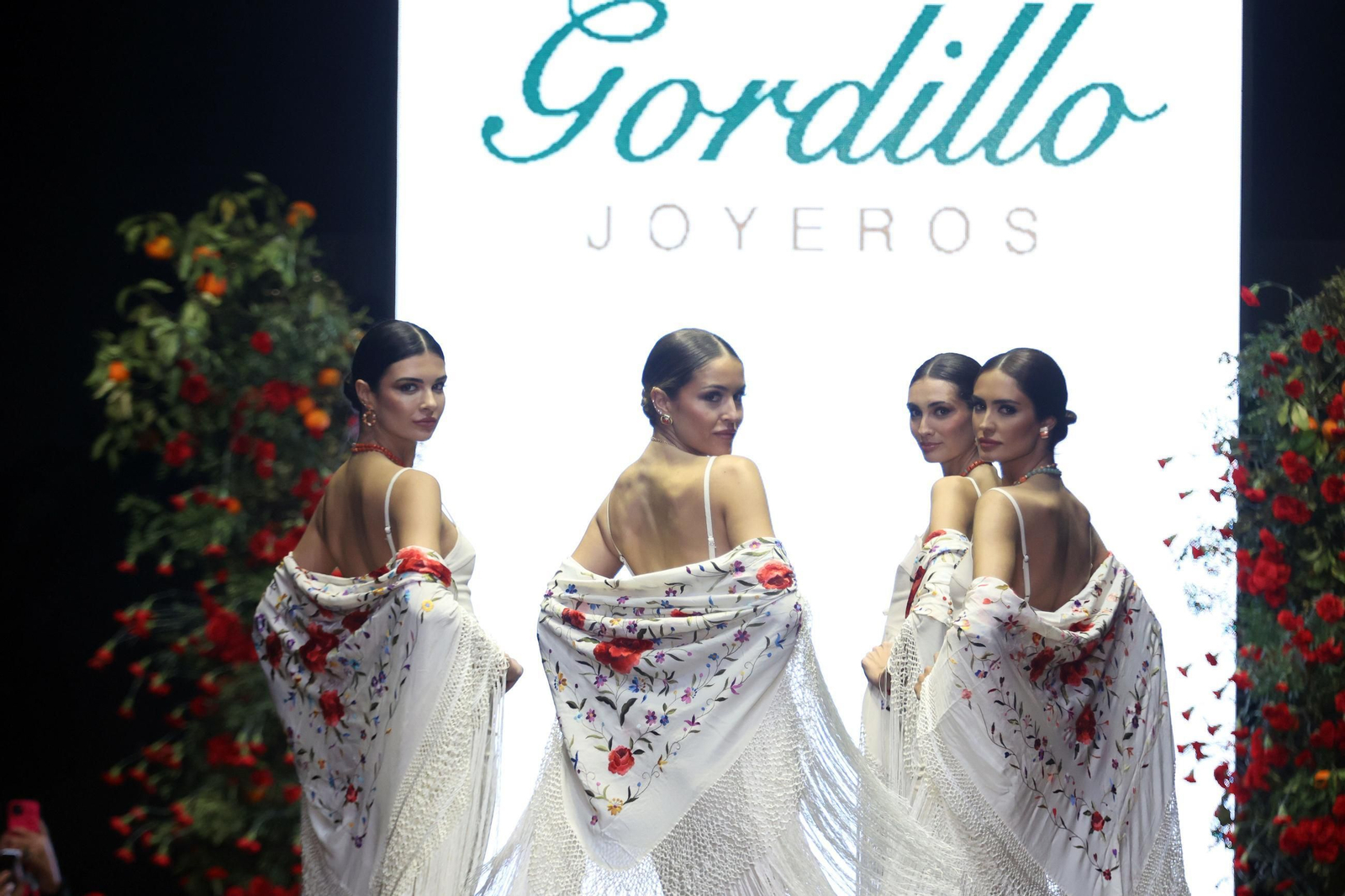 Desfile de Joyería Gordillo en la Pasarela Flamenca Jerez 2025 Desfile de Joyería Gordillo en la Pasarela Flamenca Jerez 2025
