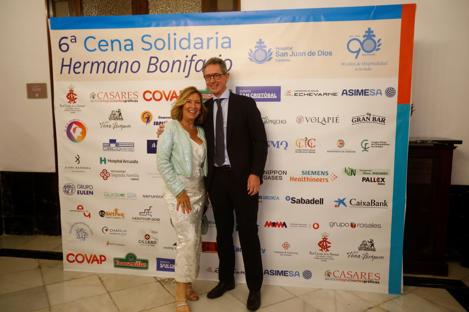 La VI Cena Solidaria del Hermano Bonifacio en Córdoba, en imágenes