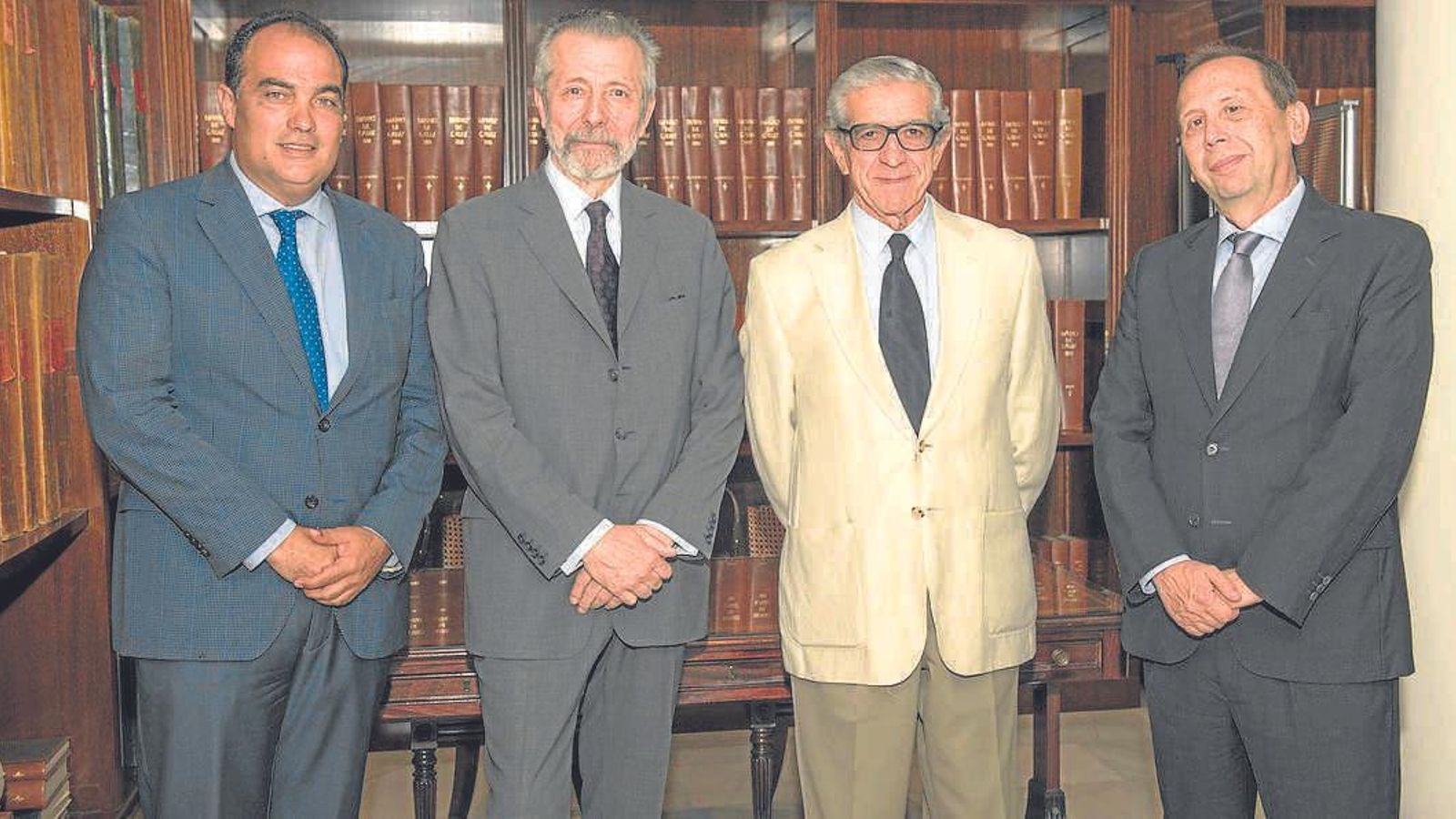 David Fernández, Hernán Cortés, Braulio Medel y José Antonio Carrizosa, miembros del jurado del Premio  Federico Joly.