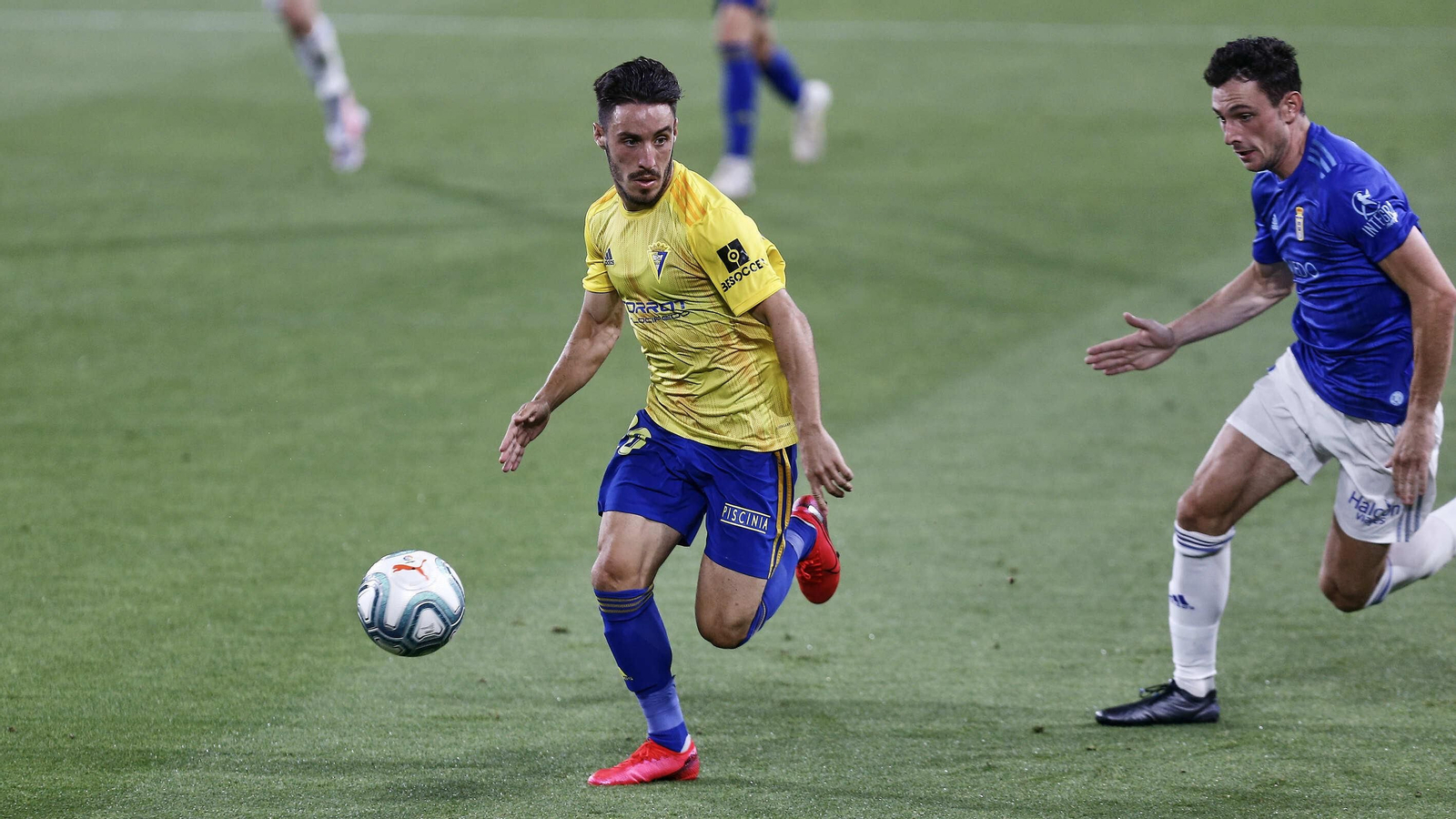 Las imágenes del Cádiz-Oviedo