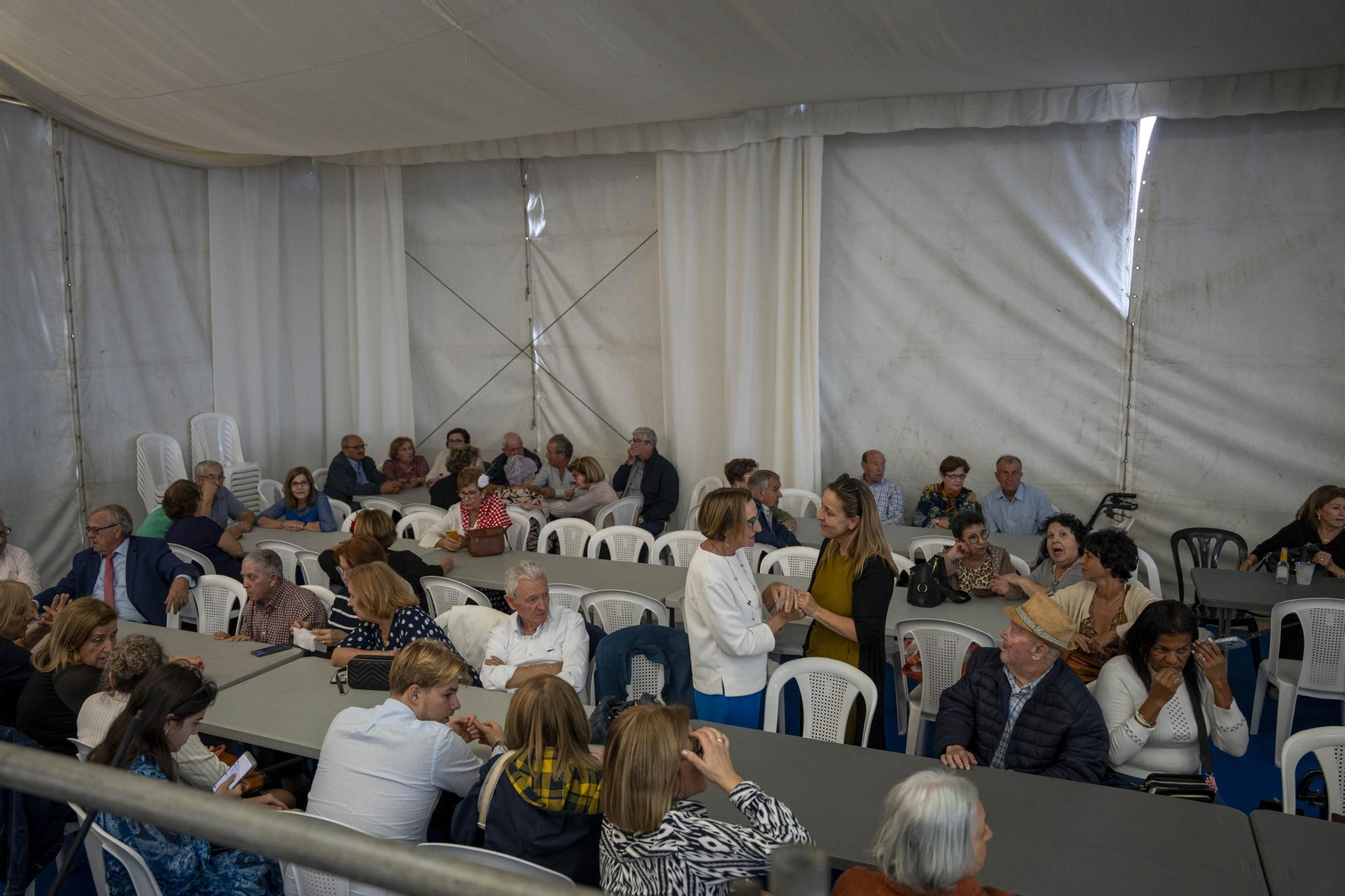 Las mejores imágenes de los churros con chocolate en la Feria de Albox