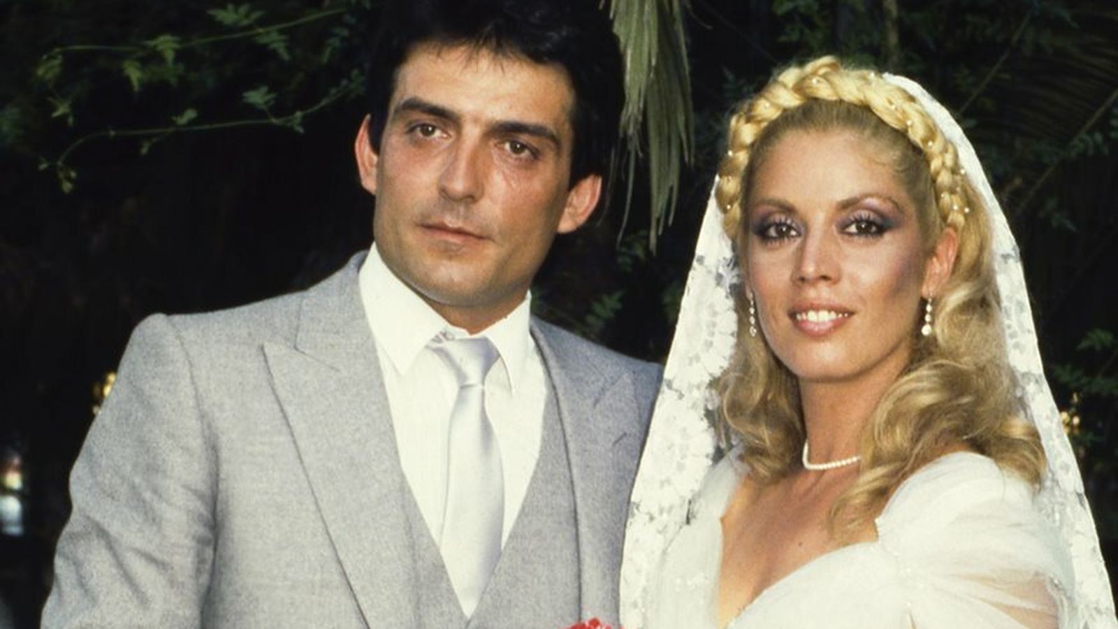 En su primera boda con el actor Pepe Sancho.