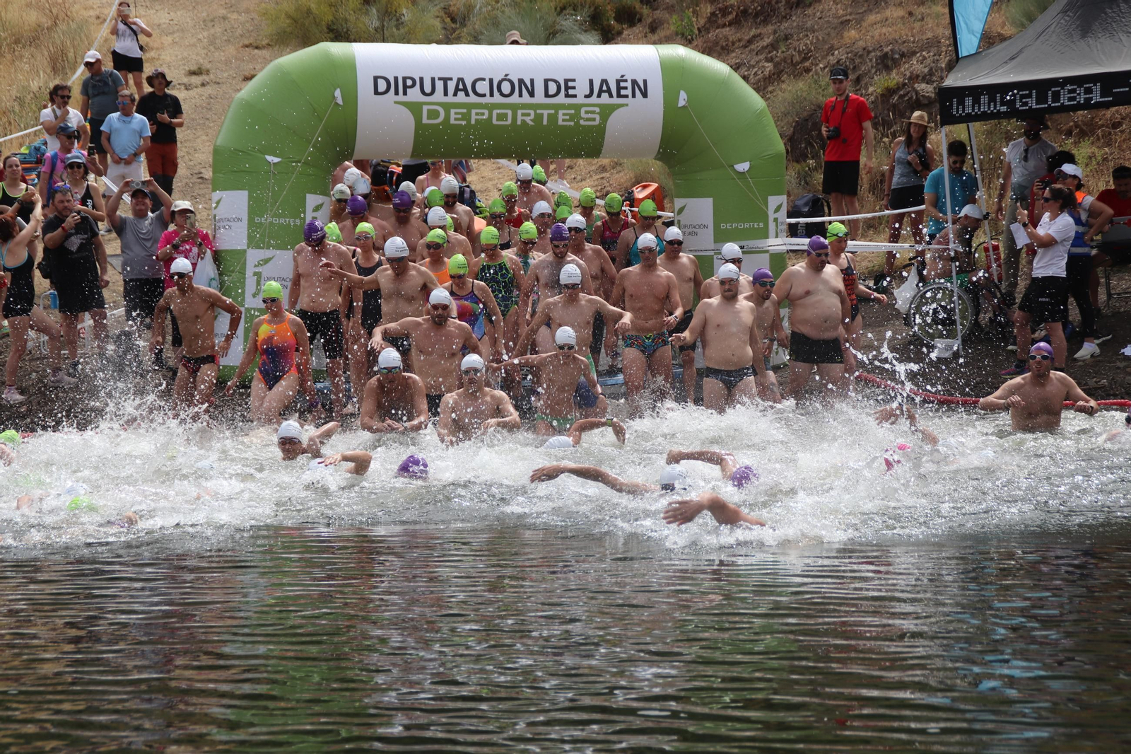 Salida de una de las categorías celebrada en Carboneros.