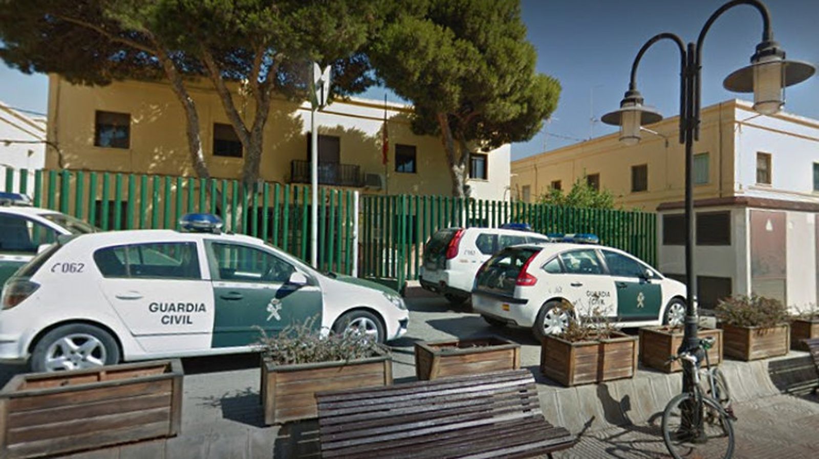 Cuartel de la Guardia Civil en Roquetas de Mar (Almería).