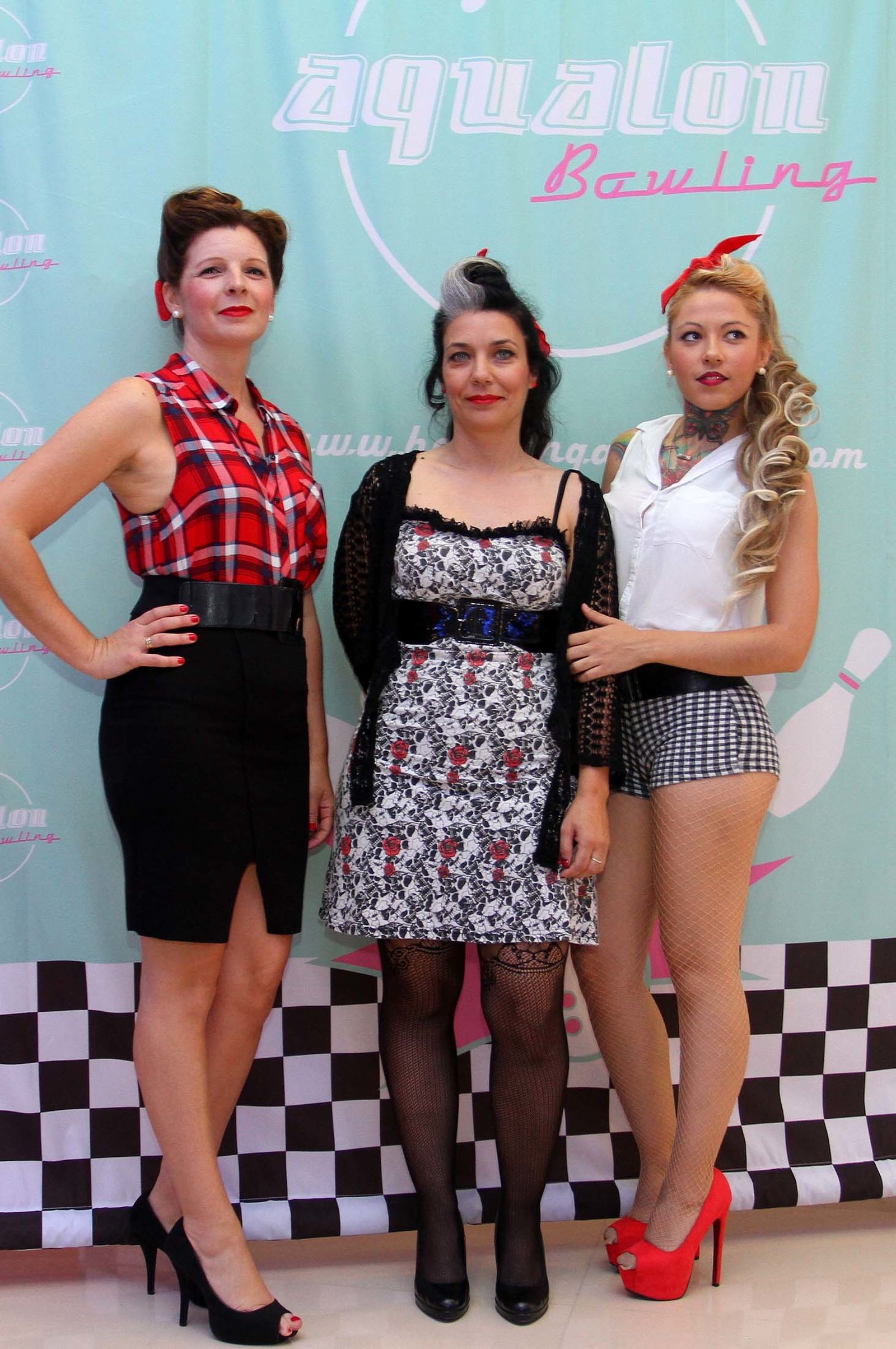 Imágenes del Aqualon Bowling.