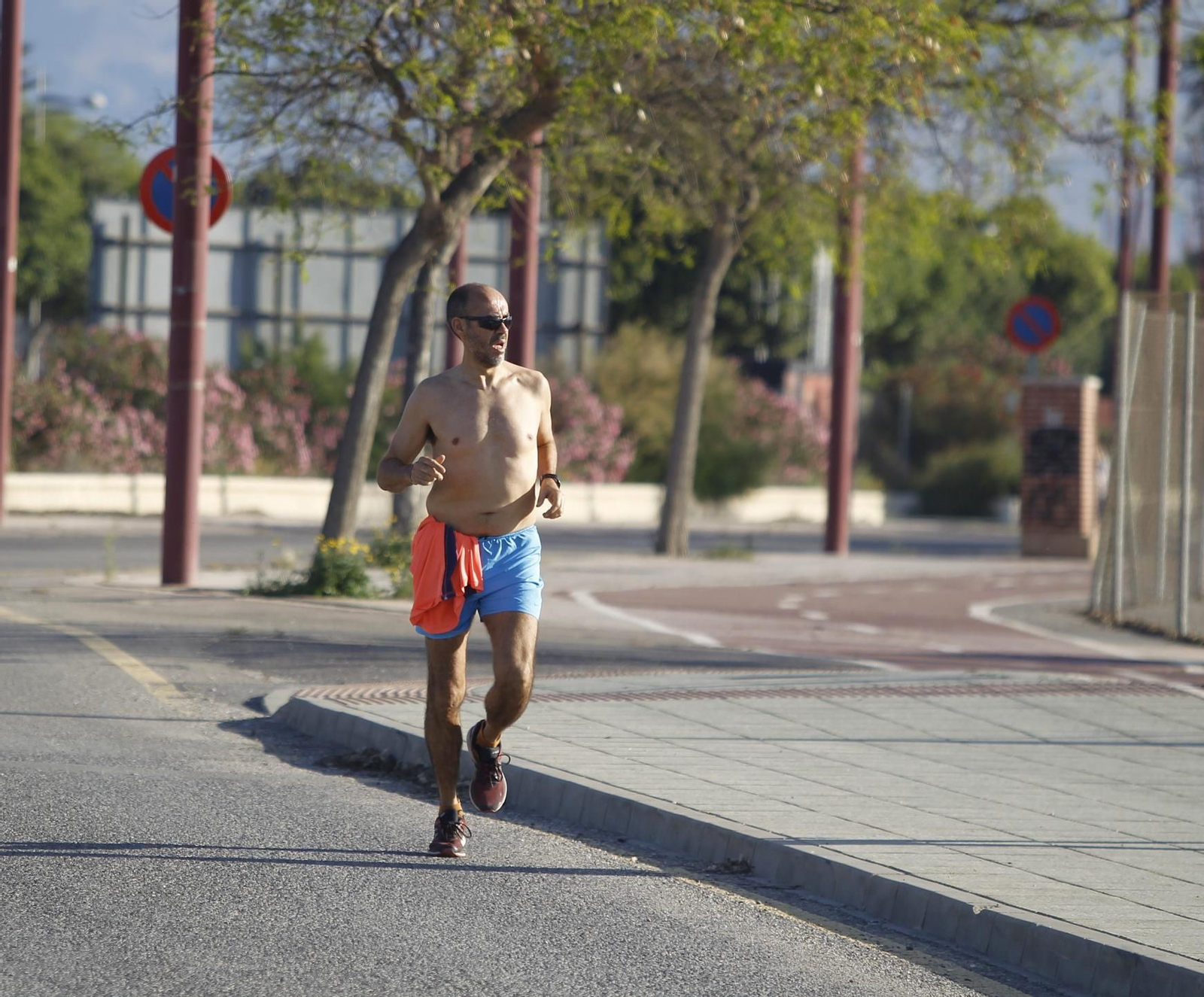 Fotogalería domingo de deporte en coronavirus. COVID-19. Almería