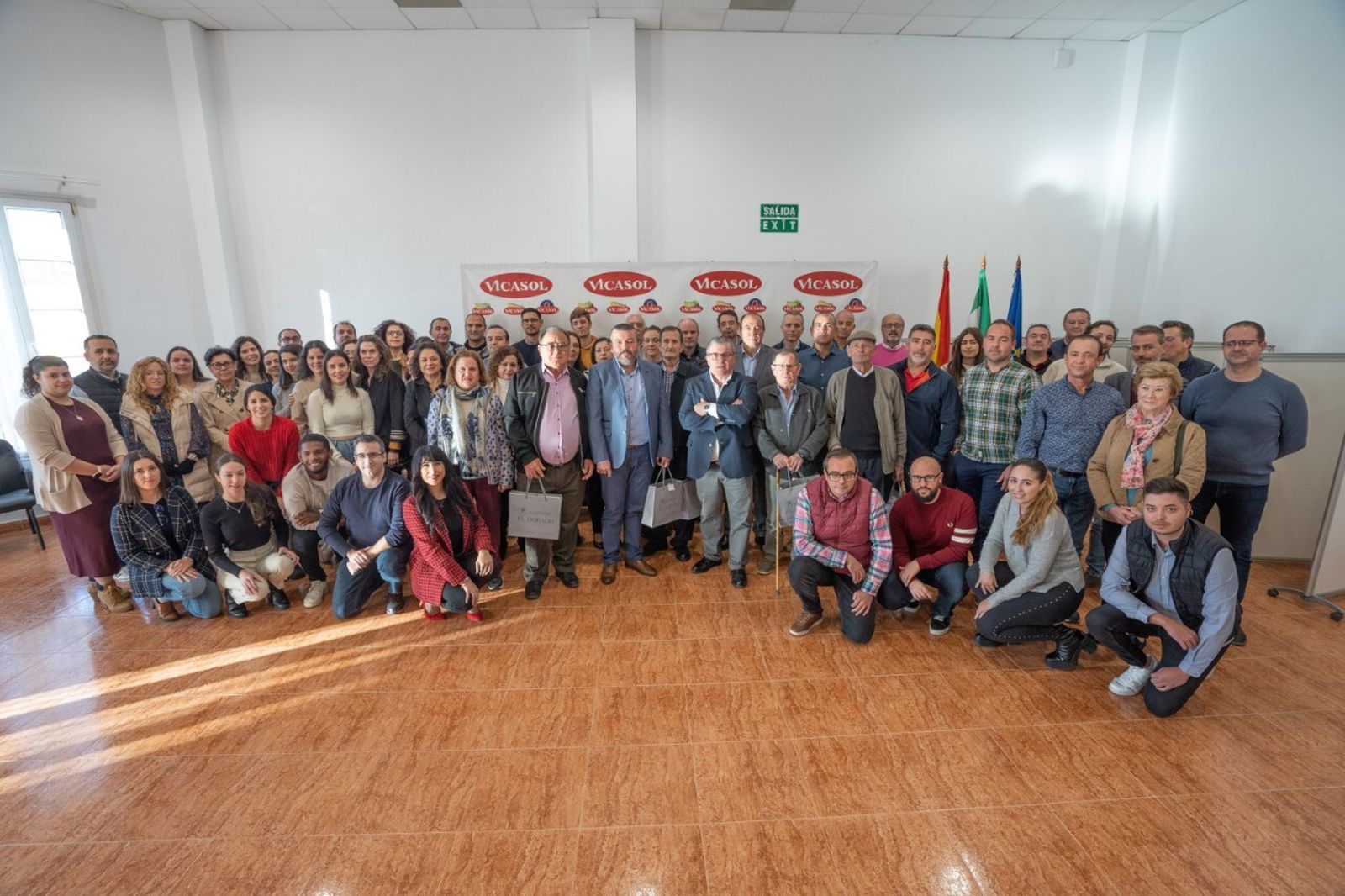 Foto de grupo de Vicasol en el homenaje a los fundadores