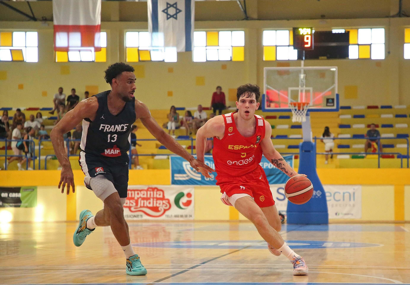Fotos de la jornada final del Torneo Internacional de Baloncesto U-20 en La Línea