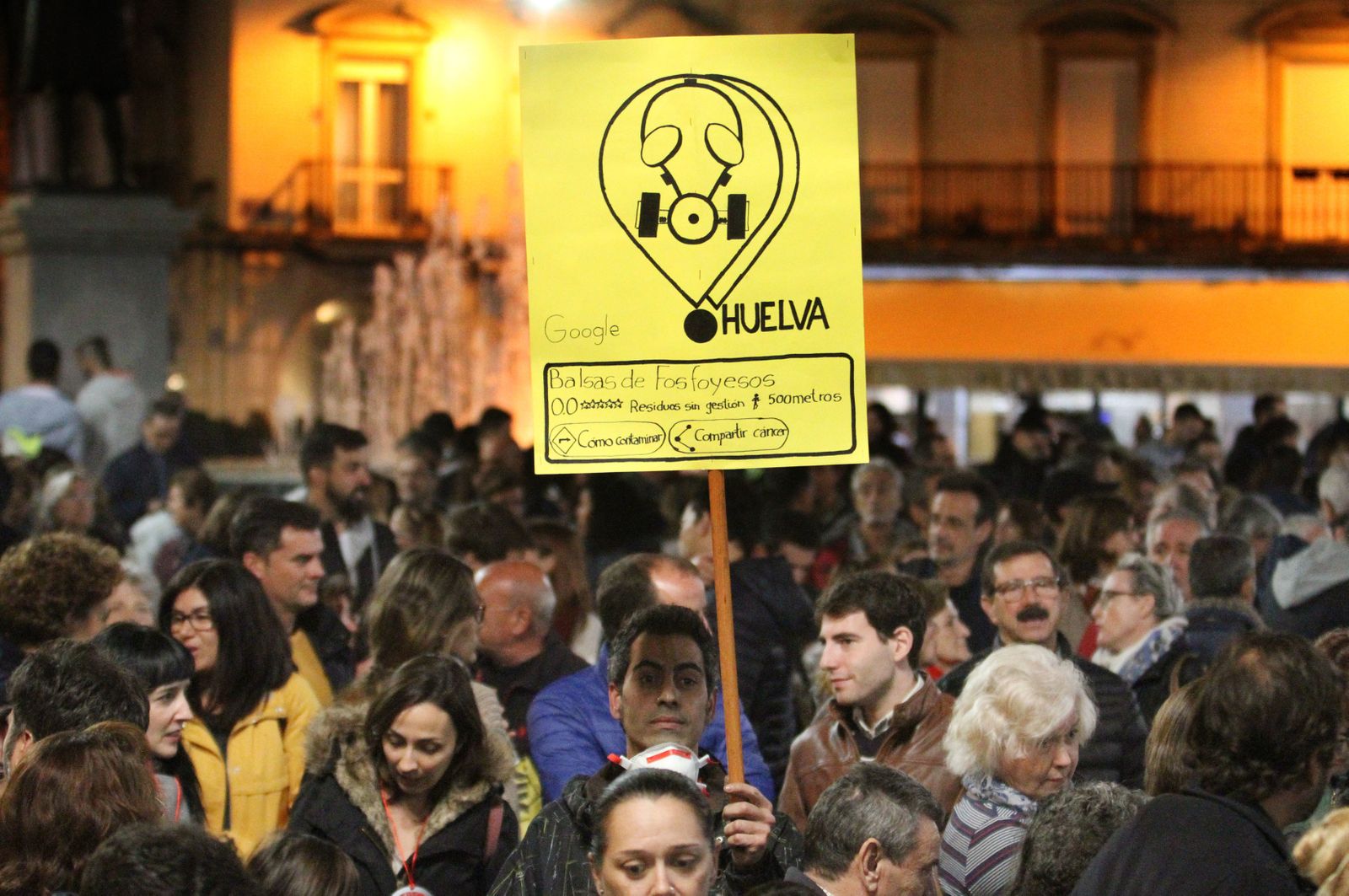 Imágenes de la manifestación contra los Fosfoyesos