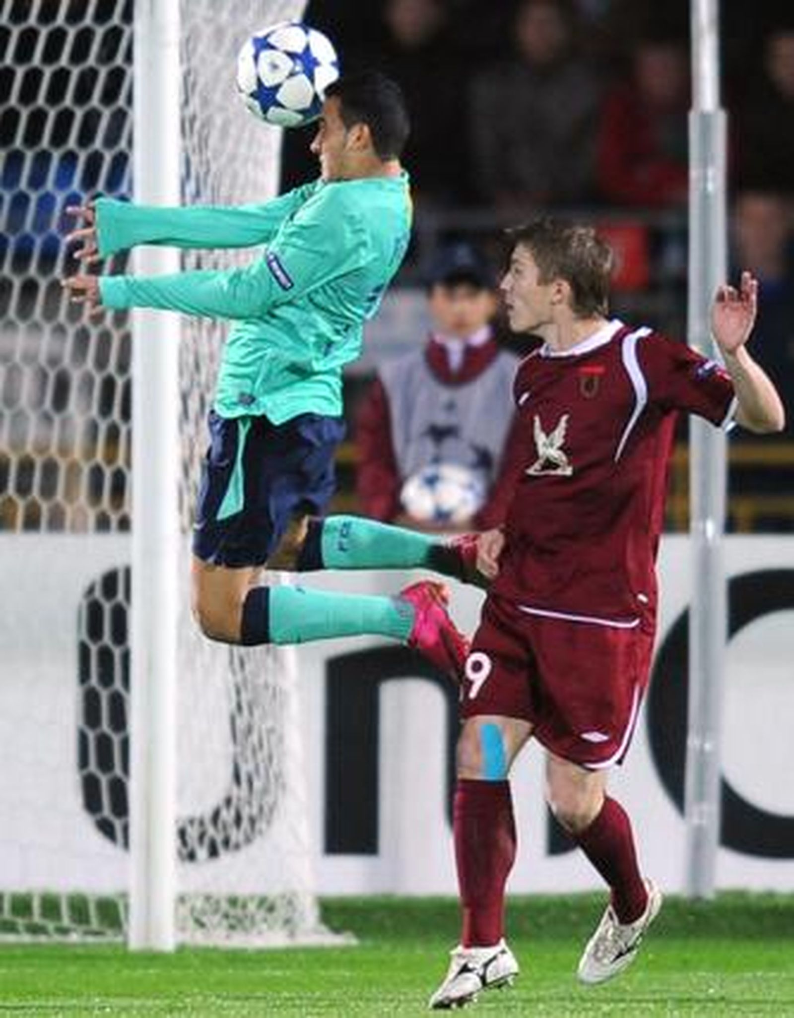 El Barcelona no puede pasar del empate en Rusia frente al Rubin. / AFP