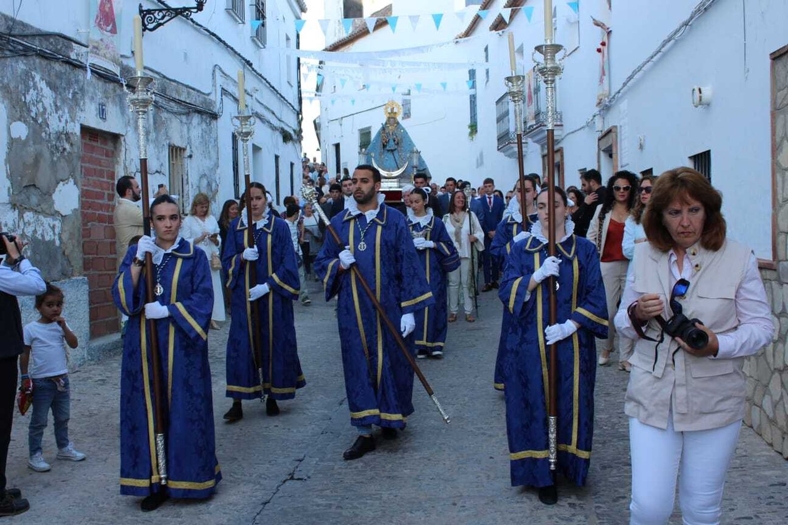 Imágenes del traslado de la Virgen de los Santos al Beaterio de Jesús, María y José