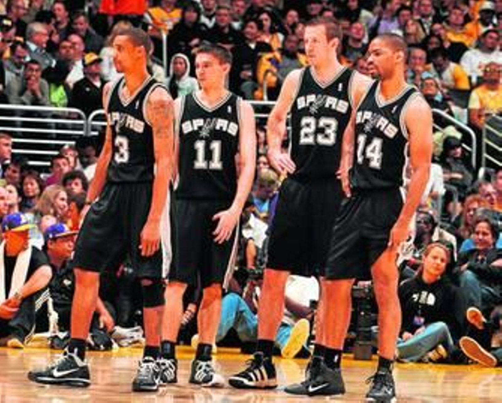 Novak (dorsal 23), el segundo por la derecha en la imagen.