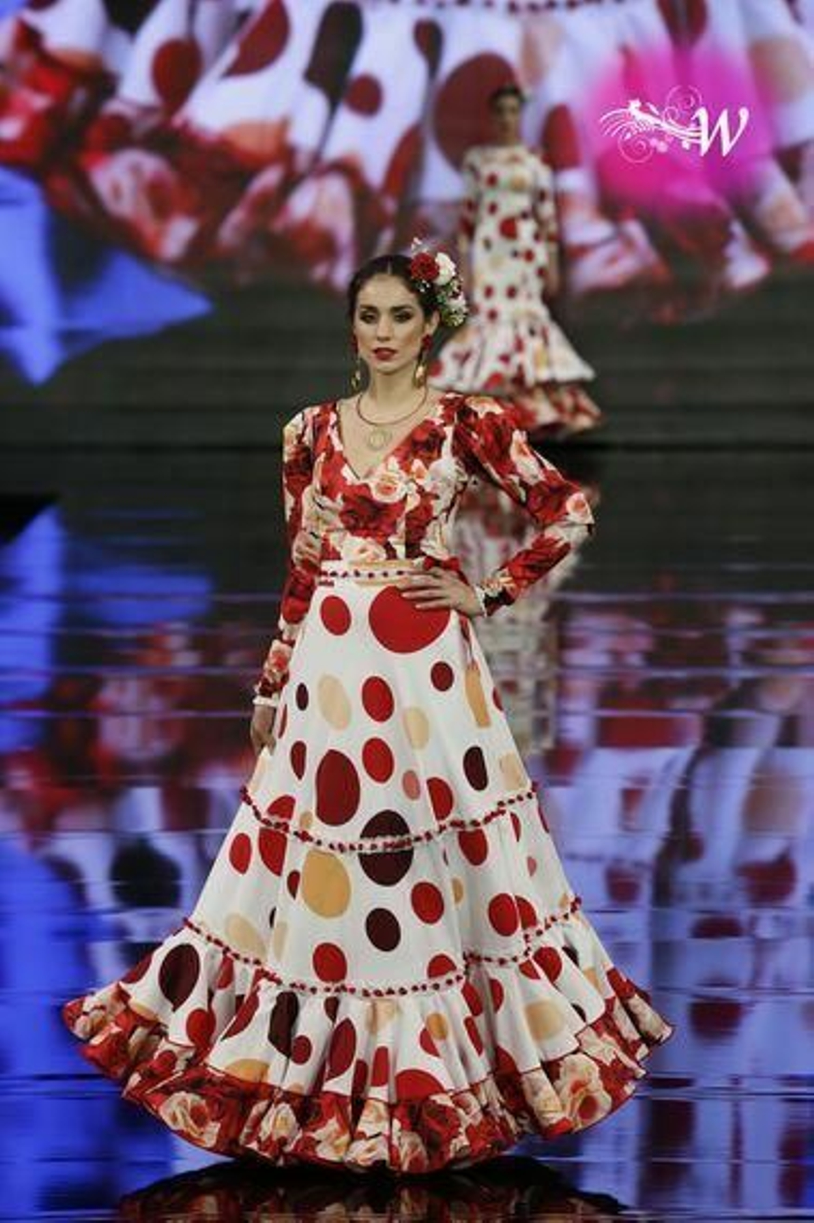 Carmen Vega presenta su colección en SIMOF 2020, todas las fotos de su desfile