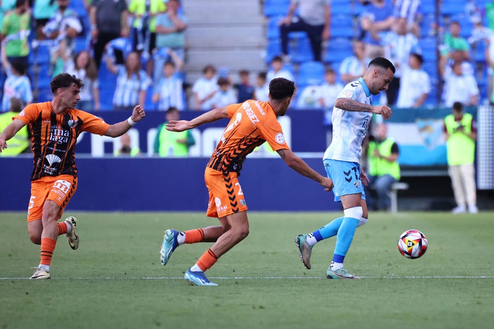 El Málaga CF - Antequera, en fotos