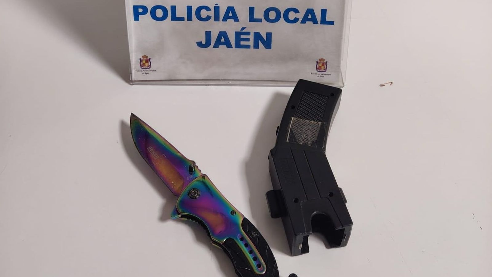 Navajas intervenidas por la Policía Local de Jaén.