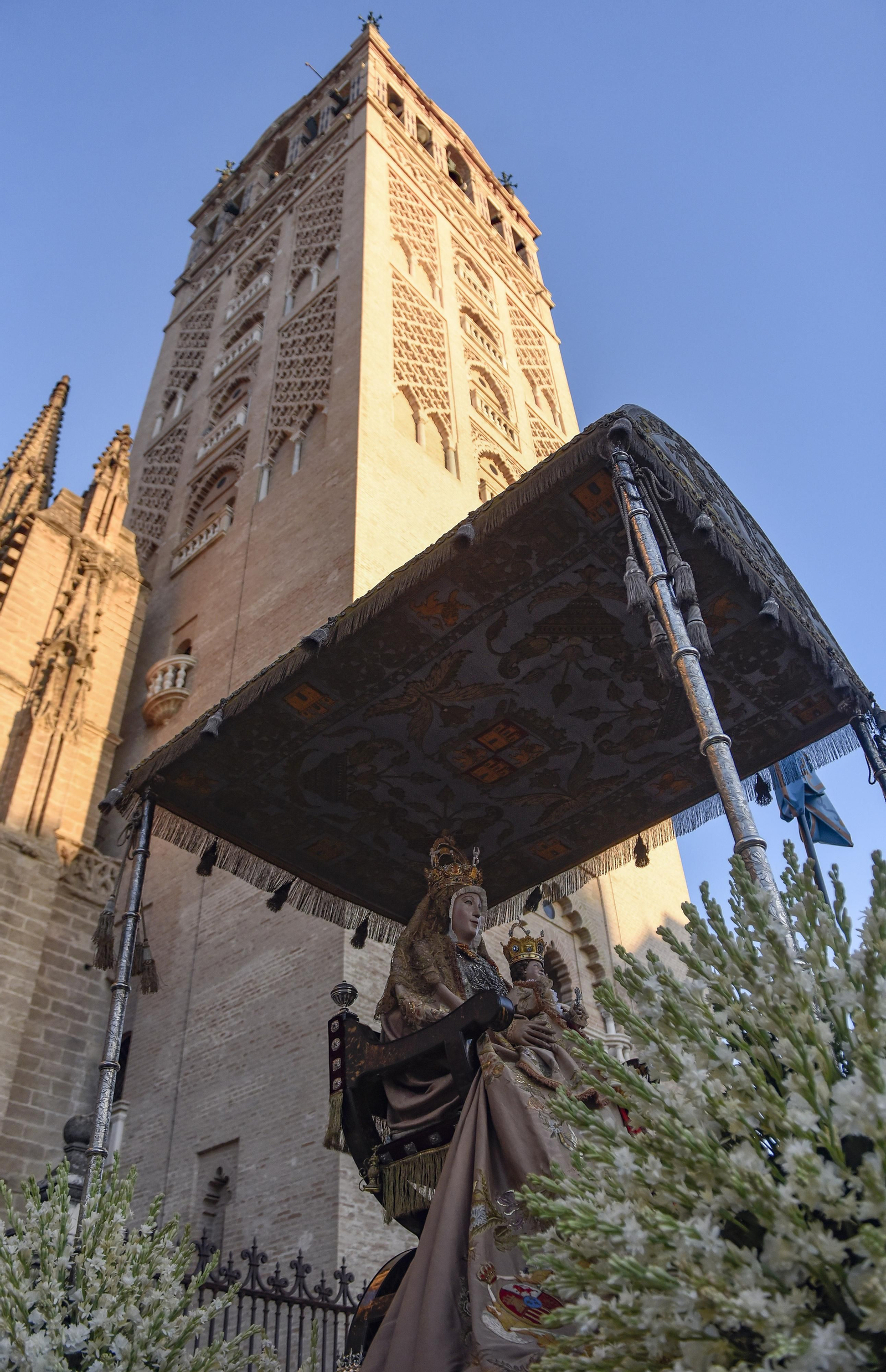 Todas las imágenes de la Virgen de los Reyes