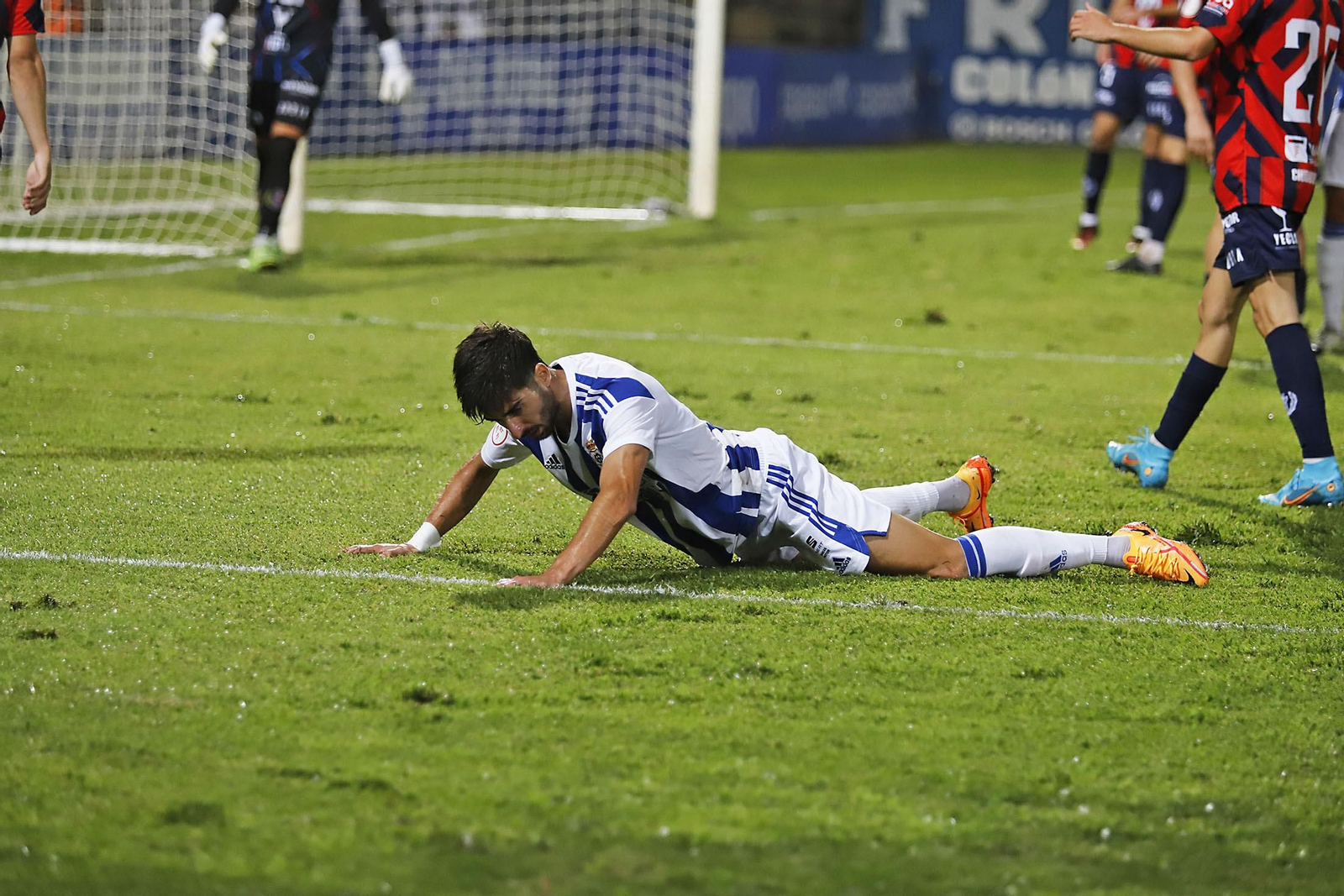 Imágenes del partido entre el Recreativo de Huelva y Yeclano