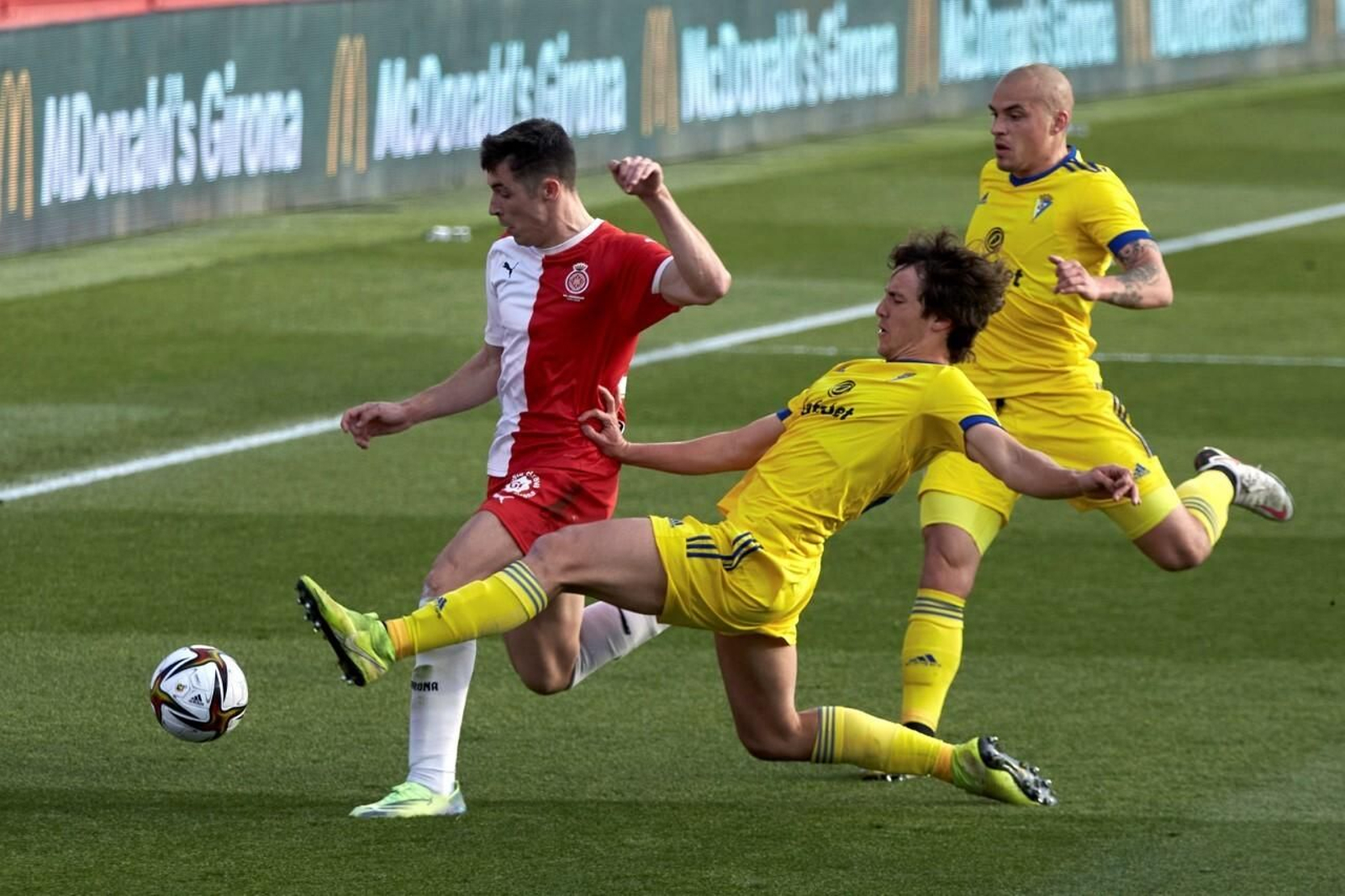 Girona-Cádiz: Las imágenes del partido