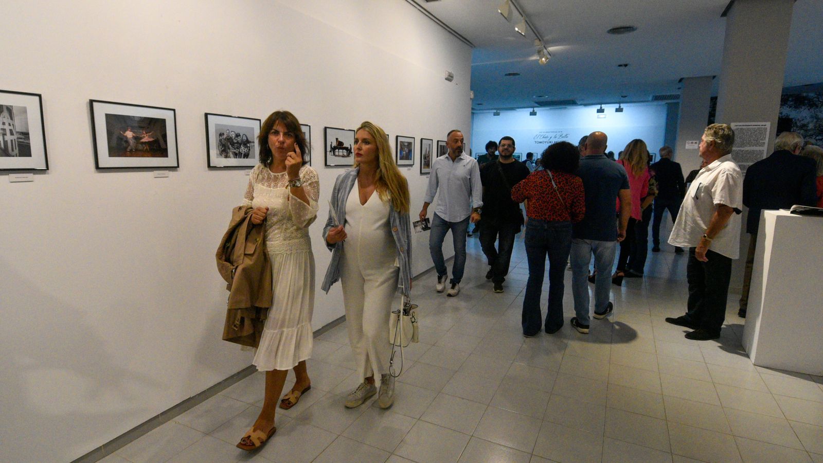 Inaguración de la exposición de Tomoyuki Hotta 'El Chato y la Bella'