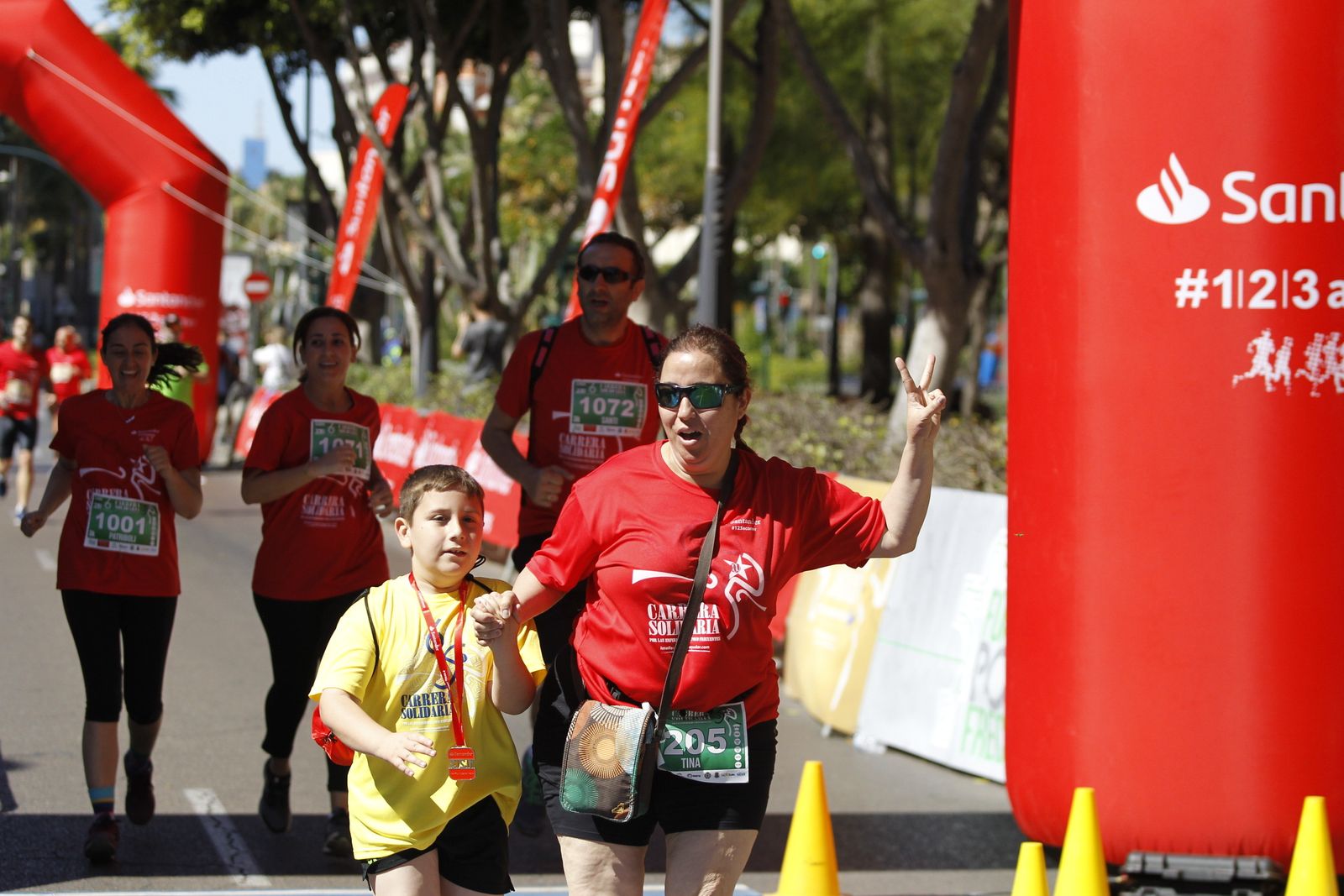 Fotogalería carrera atletismo popular enfermedades poco frecuentes. La Salle Almería