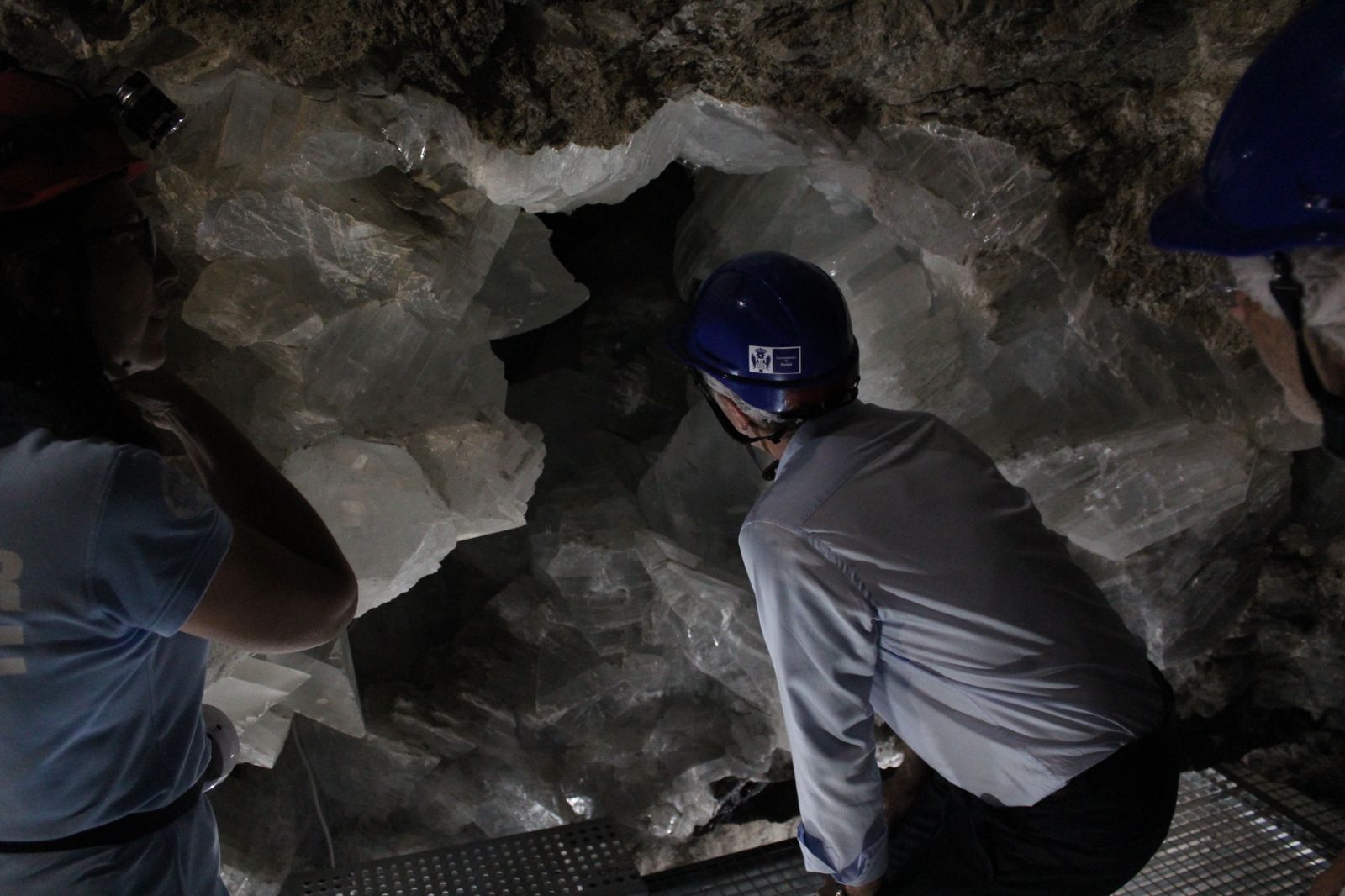 El ministro José Guirao durante su visita a la Geoda de Pulpí.