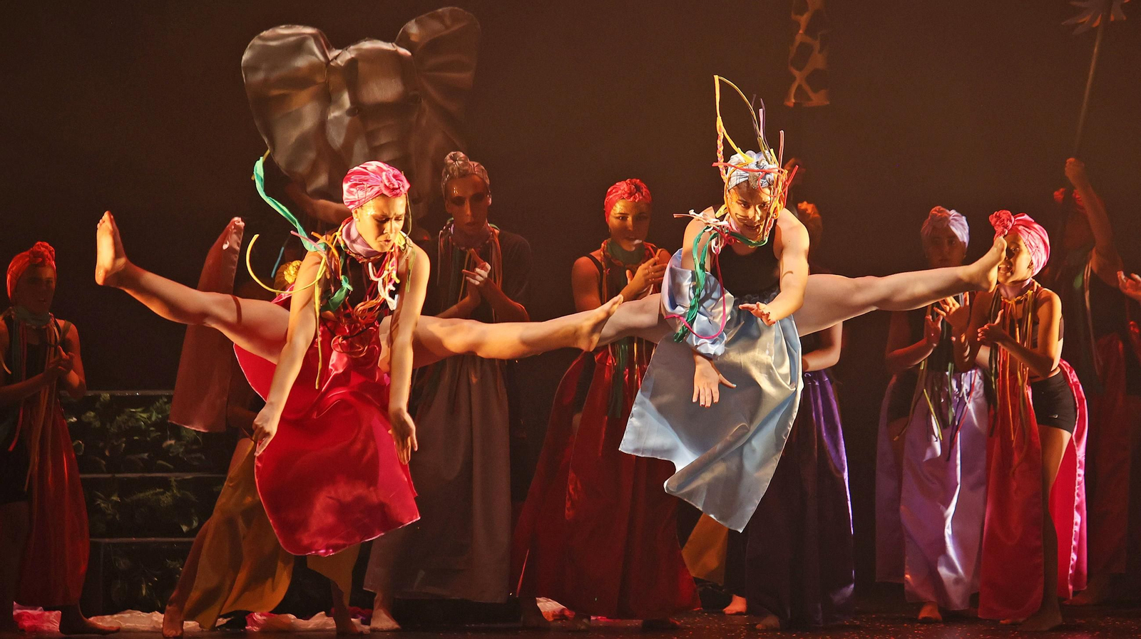 'África' el espectáculo de fin de curso de las Hermanas Sanchez en Jerez