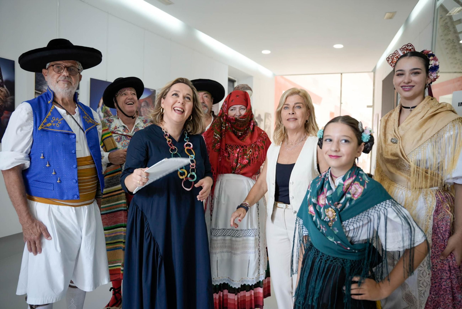 Las mejores imágenes de la exposición "Almería viste de historia su feria"