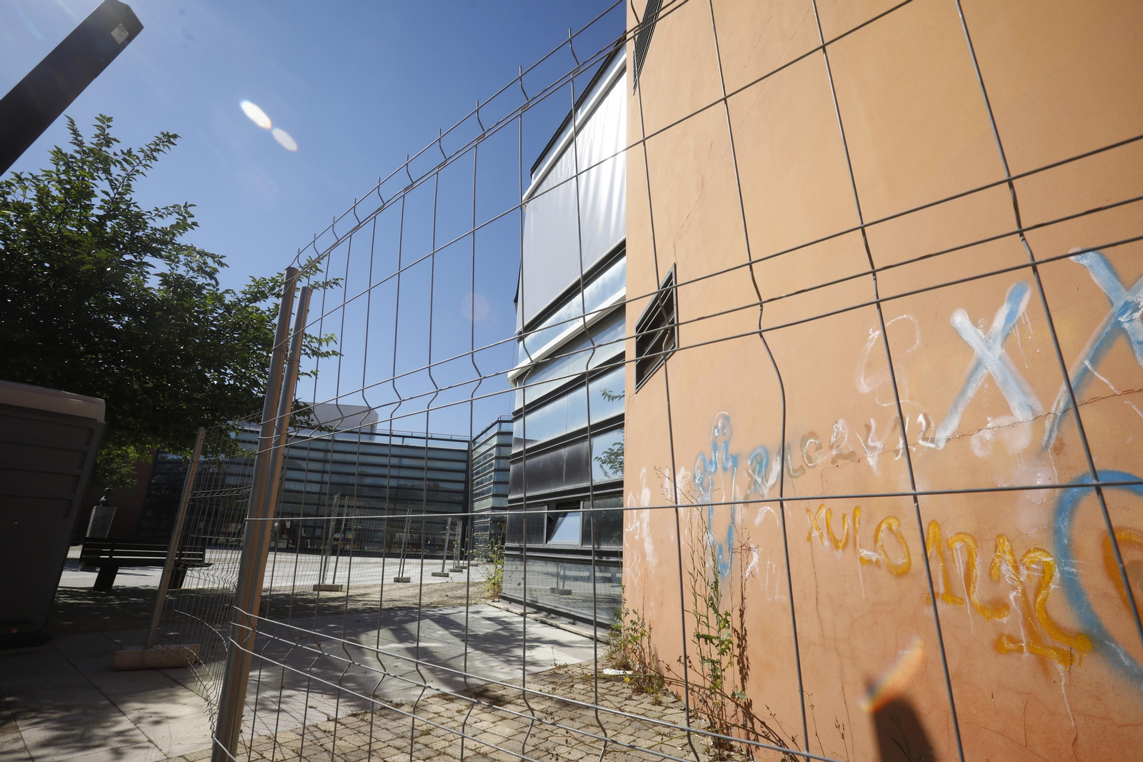 Un recorrido en fotografías por El Higuerón, uno de los barrios más pobres de Córdoba