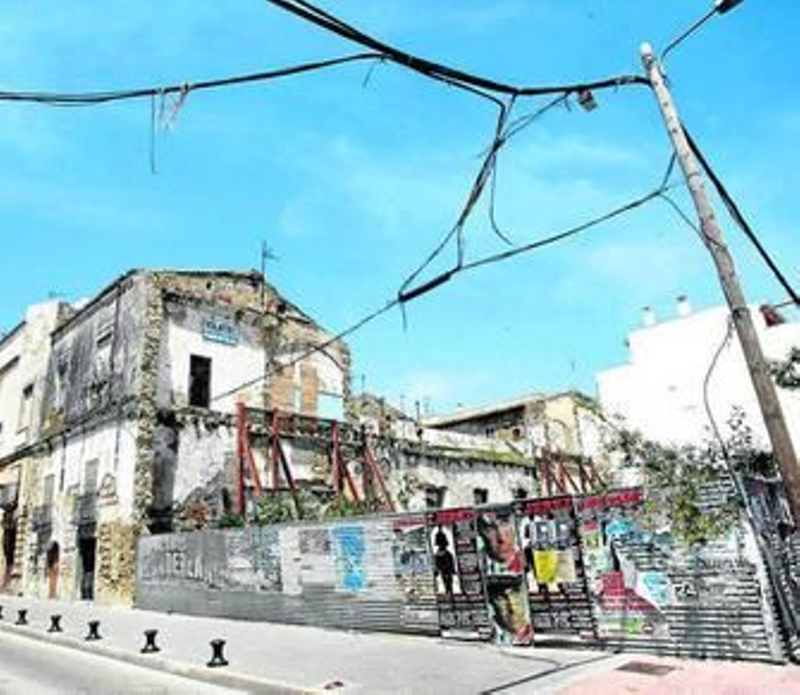 Una imagen de archivo de la parte posterior de la Casa de las Cadenas, tras su demolición en agosto de 2004.