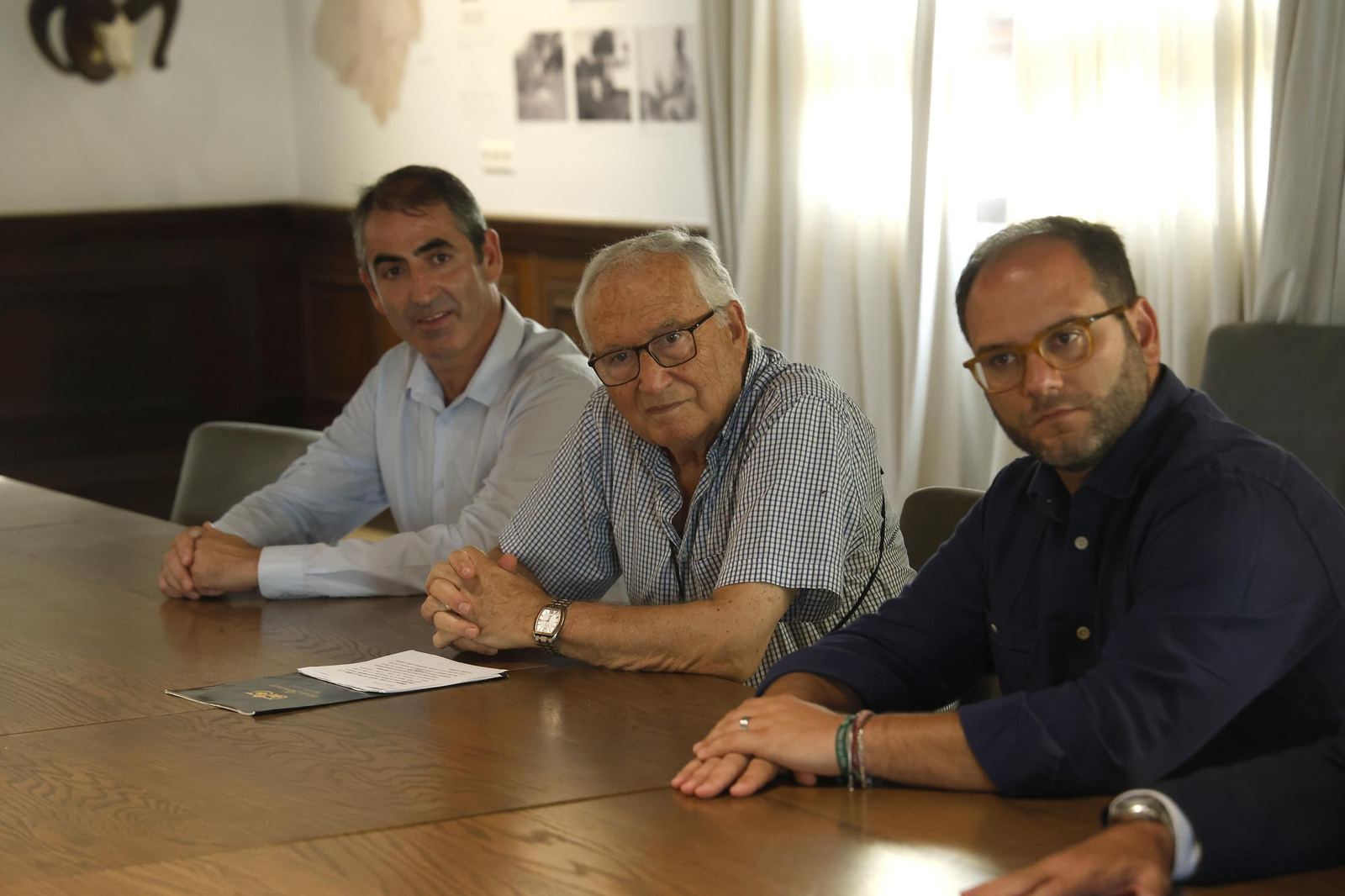 Las fotos de la presentación de "El Convento de la Almoraima, de Antonio Torremocha