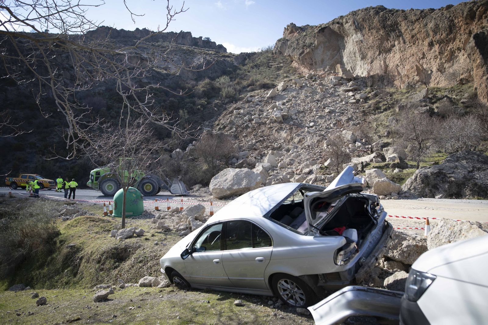 Estado en el que quedaron algunos de los coches siniestrados.