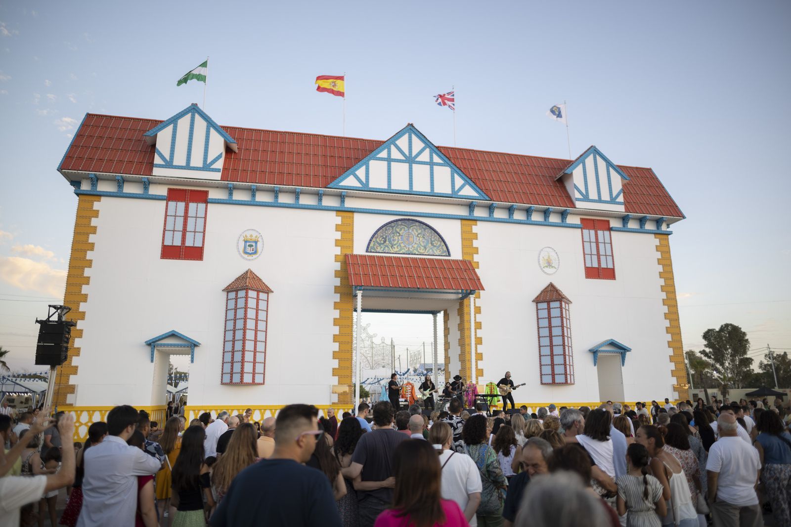 Colombinas 2022: Imágenes del ambiente en el primer día de Colombinas