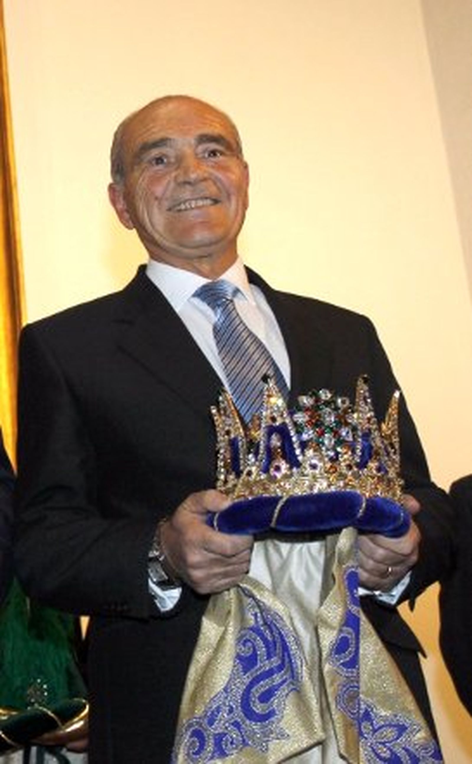 Fabiani estudia acciones legales por su exclusión como Rey Melchor