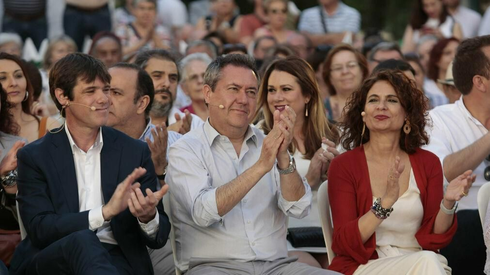 David Guevara y Juan Espadas, en el acto de cierre de campaña.