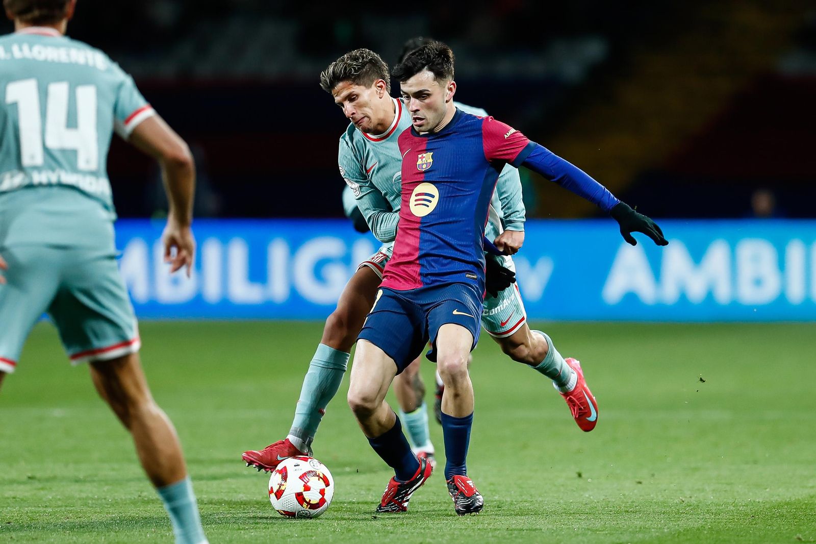 Las fotos del espectacular Barcelona - Atlético de Madrid