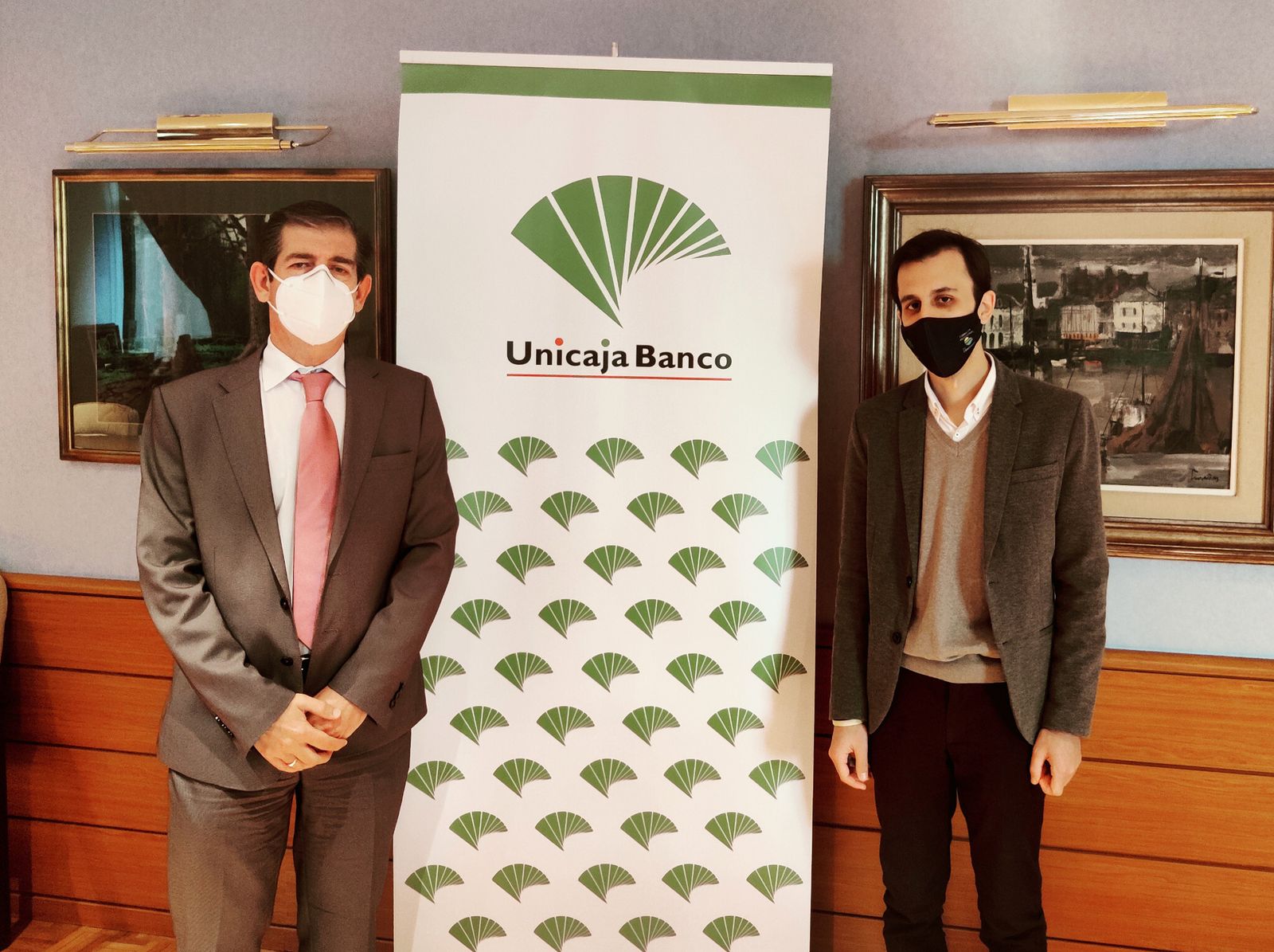 Acuerdo entre Unicaja y la Escuela Agraria Campomar de Almería.