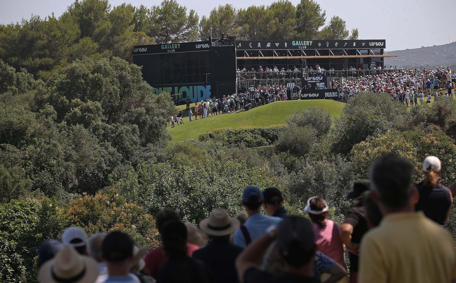 Ambiente durante la  jornada final del LIV Golf Andalucía 2023 en Valderrama