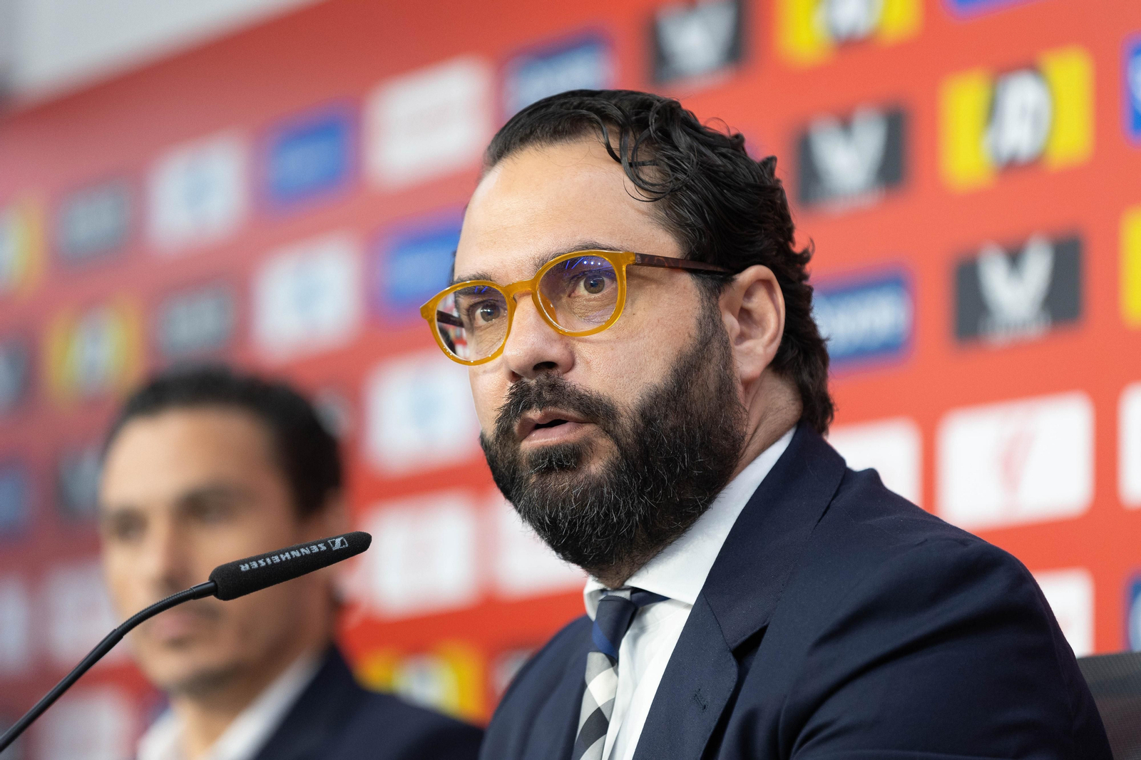 Las fotos de la presentación de García Pimienta en el Sevilla